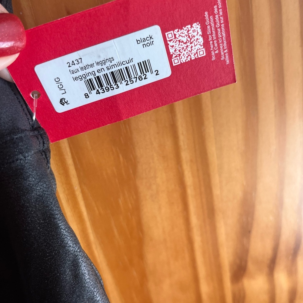 SPANX Shiny Black Leggings - Picture 4 of 4